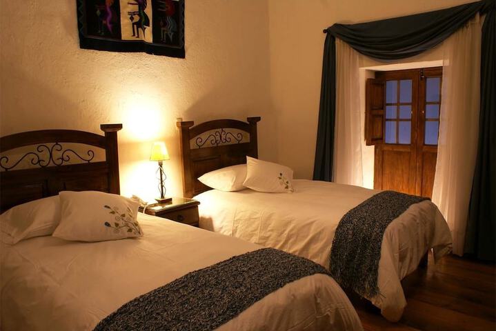 Room 3 of 47