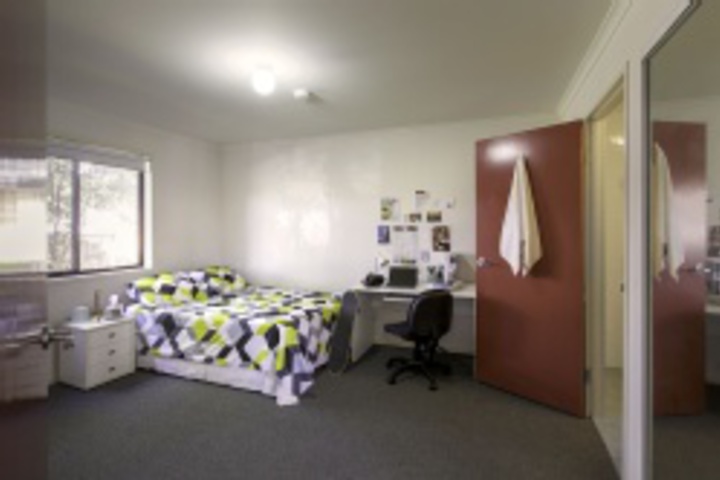 Room 79 of 252