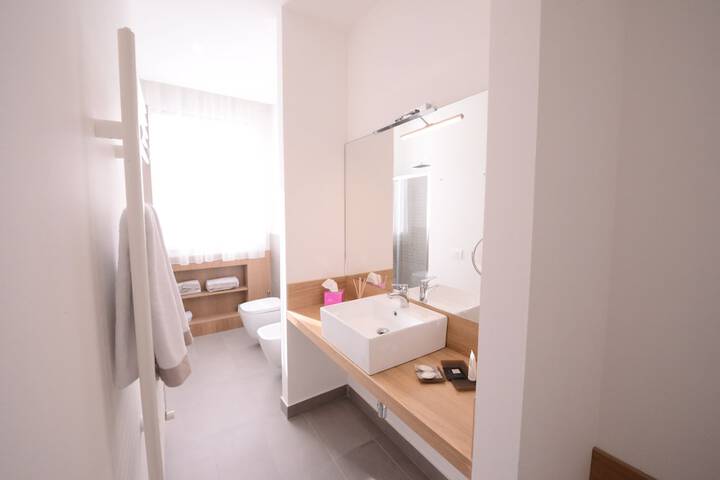 Room 25 of 92