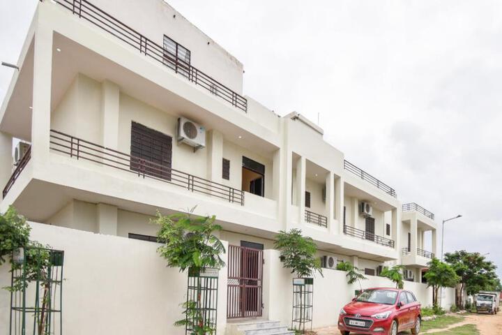 Hotel O Krishna