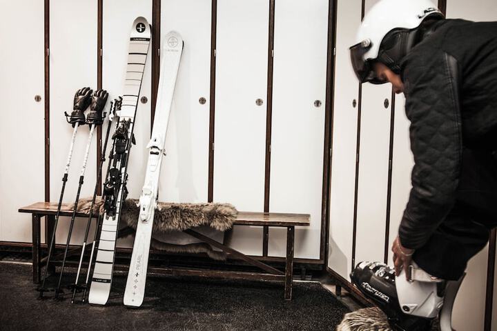 Skiing