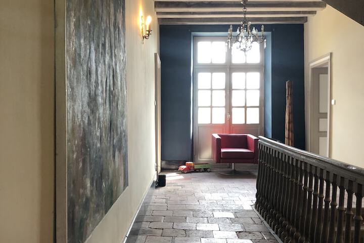 Ballroom/Hall 118 of 144