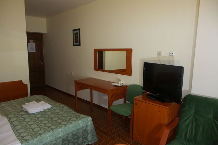 Room 11 of 39