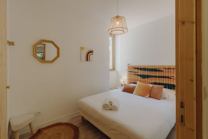Room 42 of 495