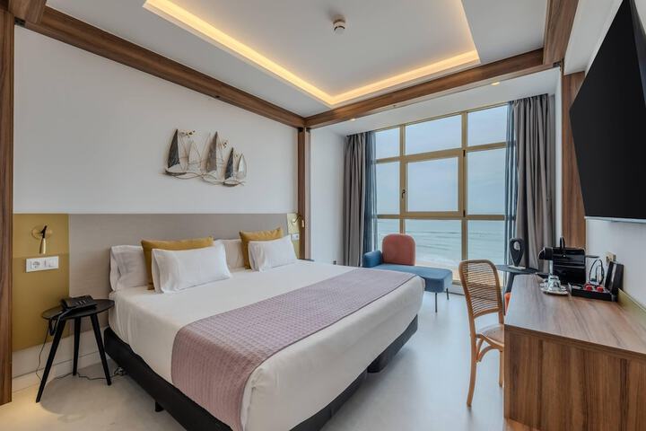 Room 53 of 101