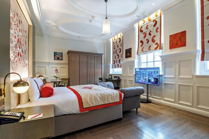Room 26 of 115
