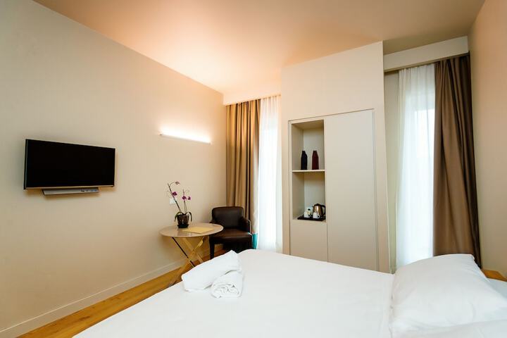 Room 29 of 61