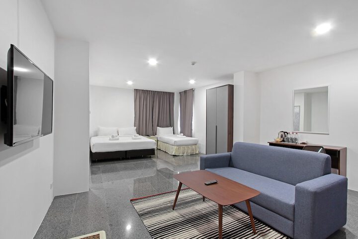 Room 45 of 69