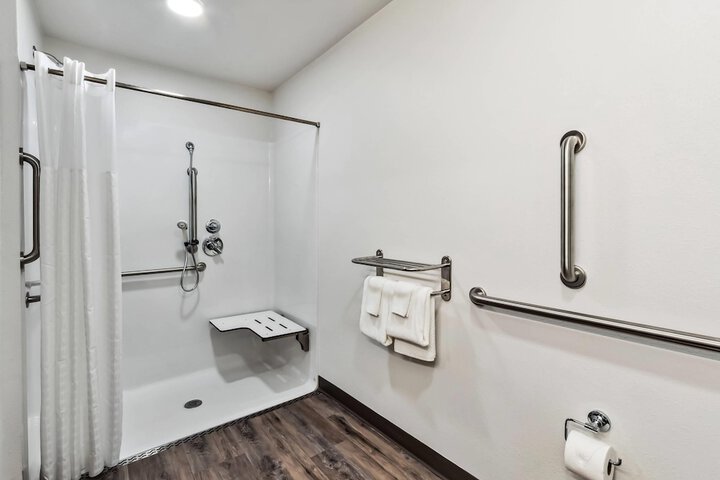 Room 12 of 45