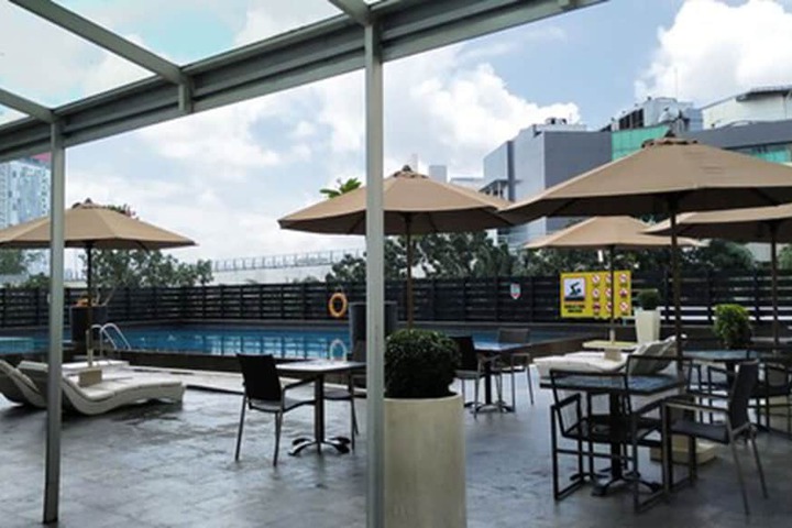 Pool 52 of 89