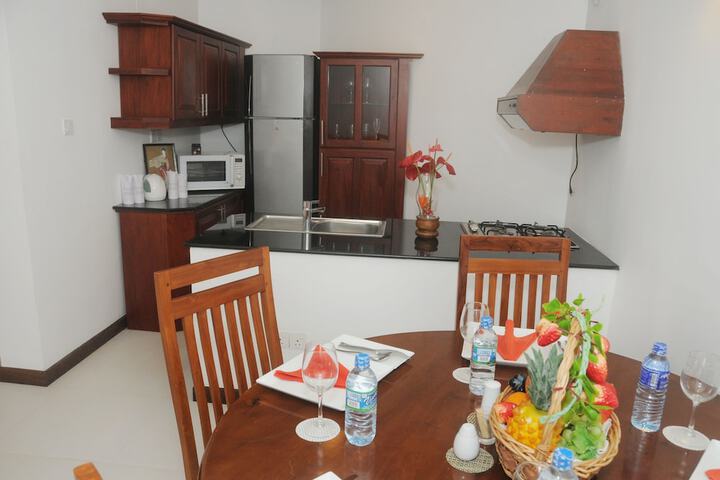 Room 6 of 74