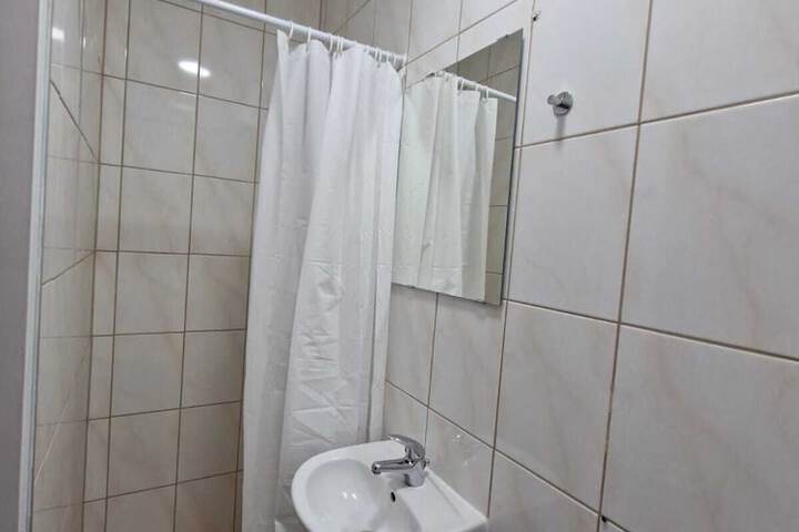 Room 10 of 10