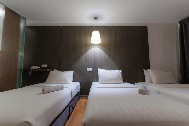 Room 30 of 54