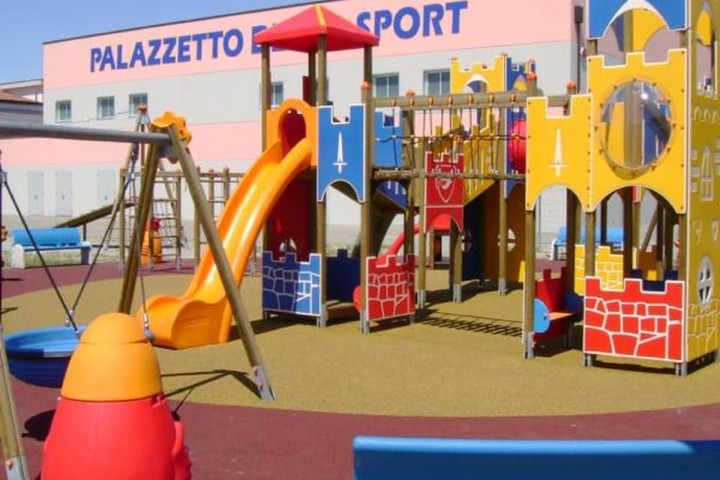 Children's play area - outdoor