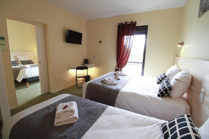 Room 21 of 52
