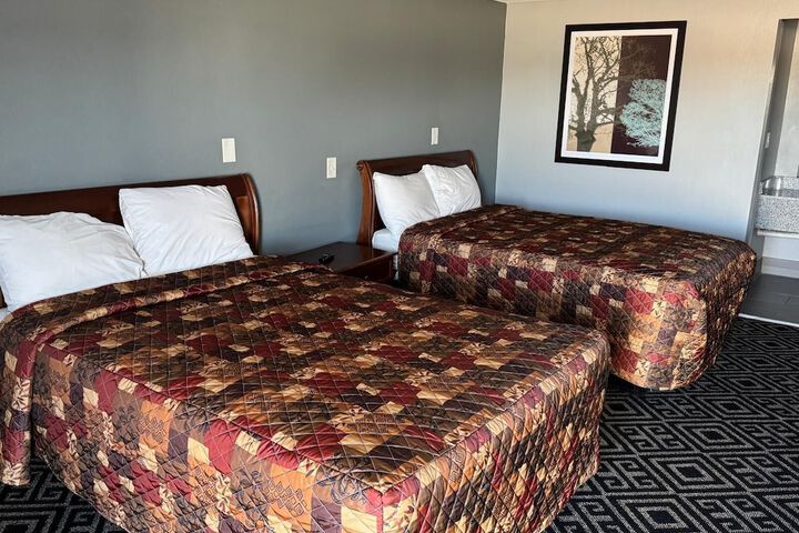 Room 18 of 21