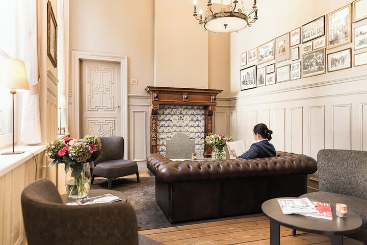 Lobby Entry