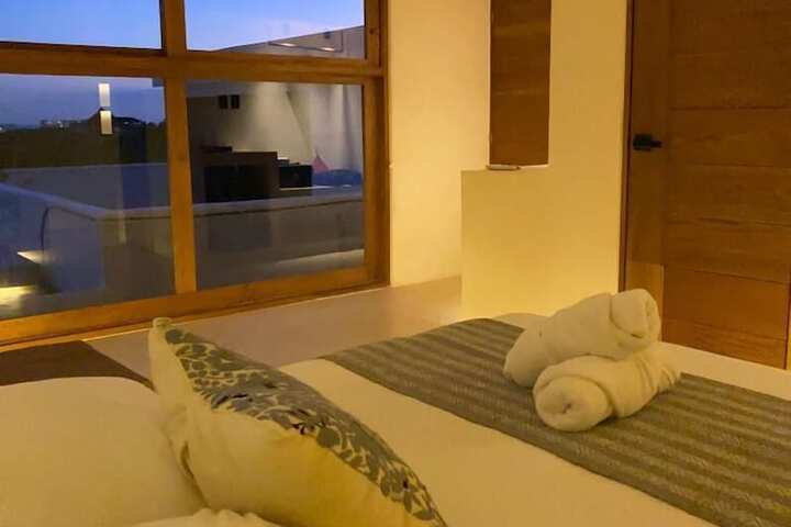 Room 60 of 90