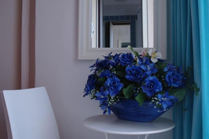 Room 25 of 61