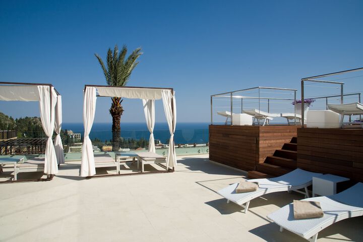 Pools & Facilities