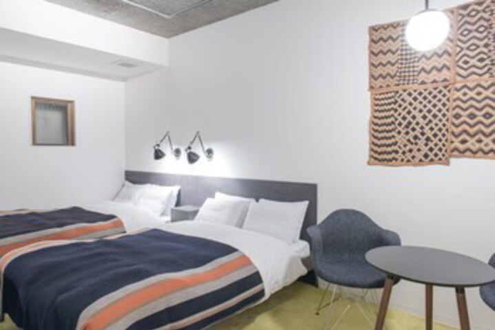 Room 31 of 214