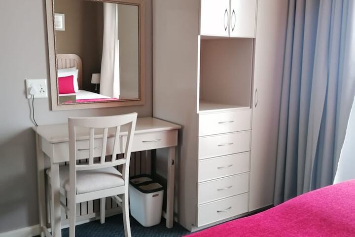 Room 16 of 59
