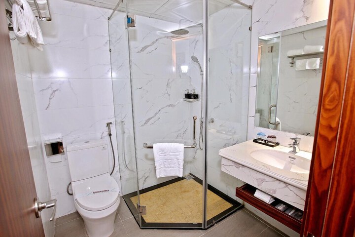 Room 40 of 54