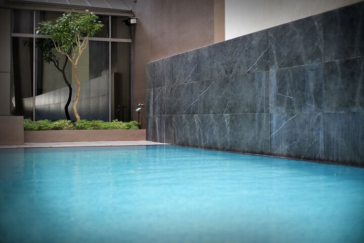 Pools & Facilities