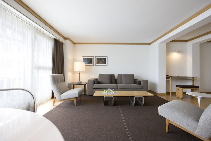 Room 38 of 105