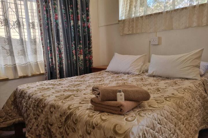 Room 44 of 101