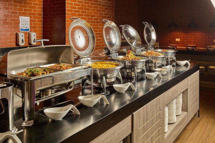 Breakfast/Coffee Service 40 of 67