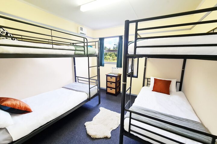 Room 12 of 28