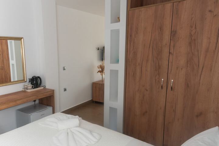 Room 15 of 69