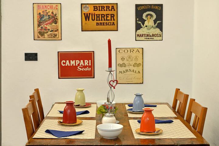 Breakfast area