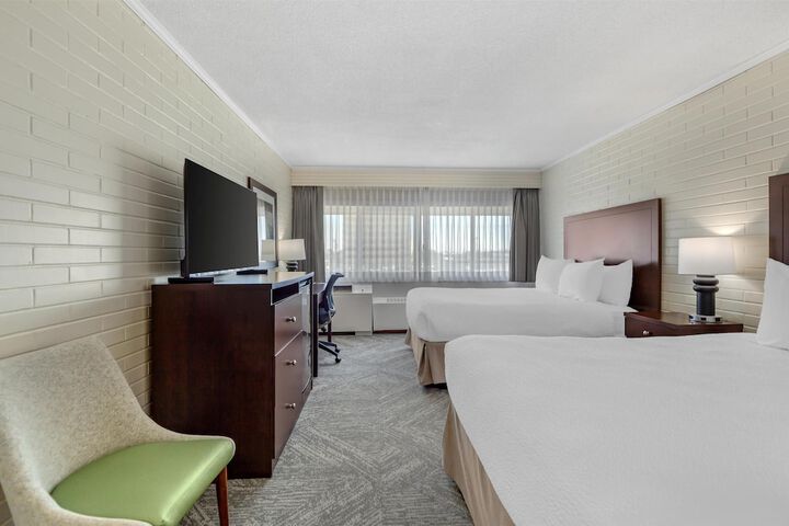 Room 10 of 61