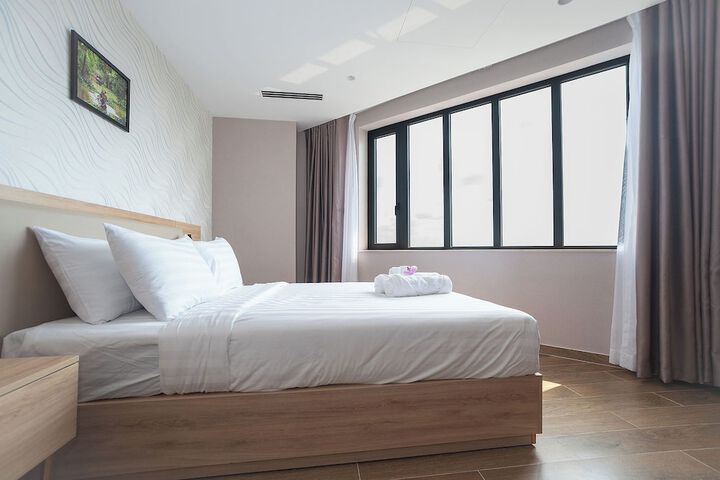 Room 10 of 109