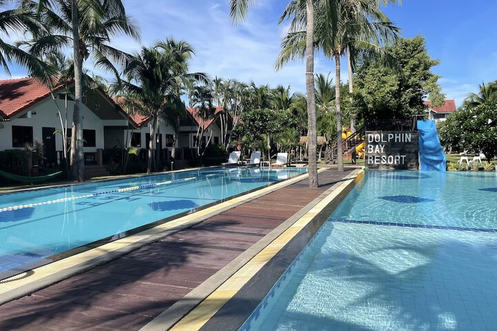 Pool 93 of 185