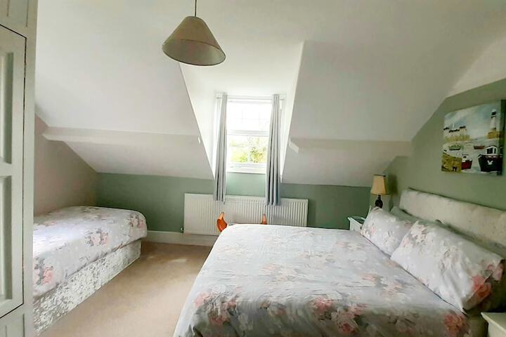 Room 25 of 125