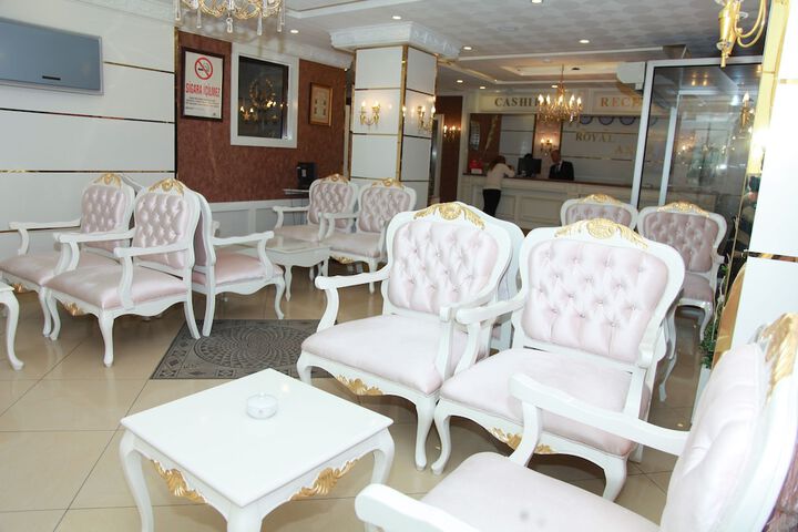 Guest Lobby