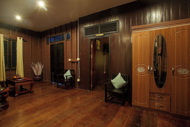 Room 15 of 61