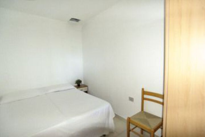 Room 7 of 26