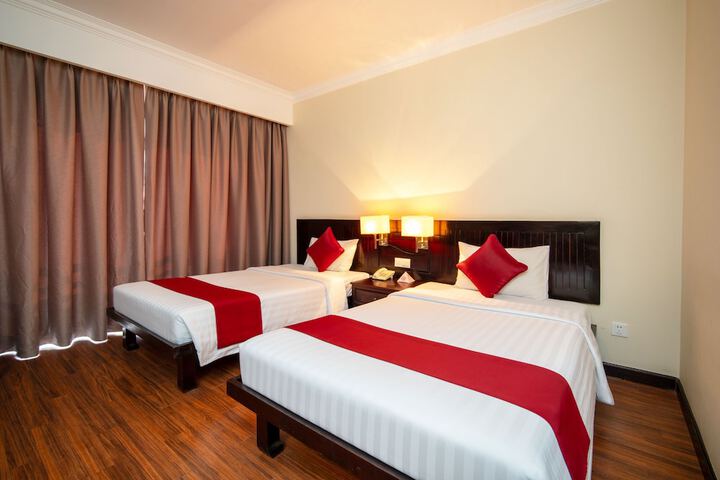 Room 42 of 169