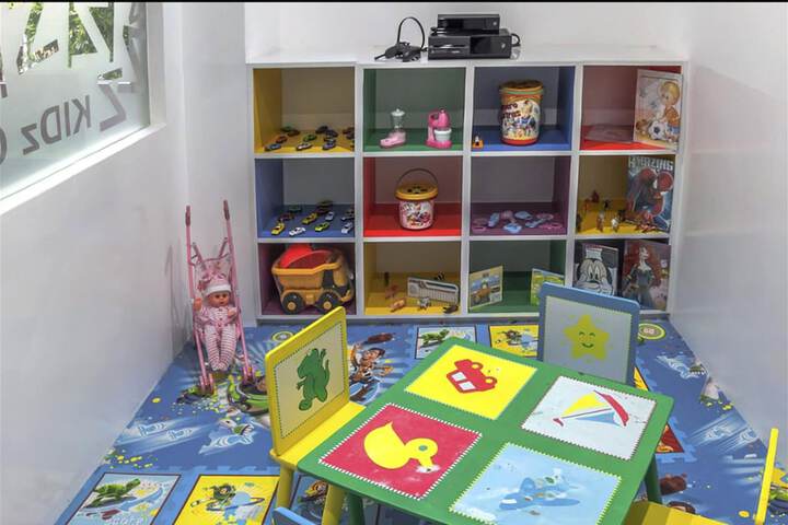 Children's play area - indoor