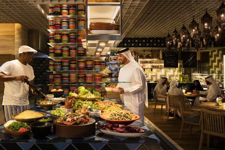 Dining 60 of 76