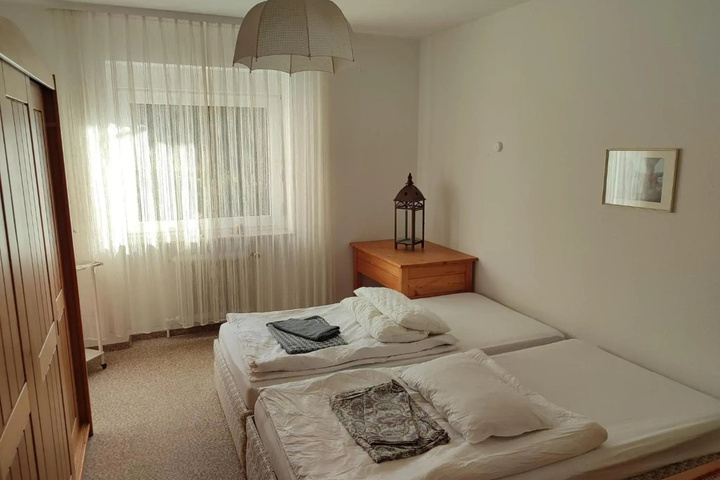 Room 3 of 15