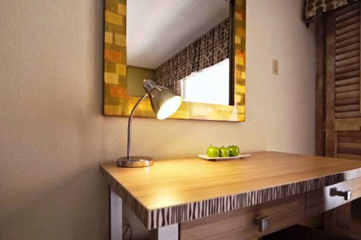 Room 28 of 62