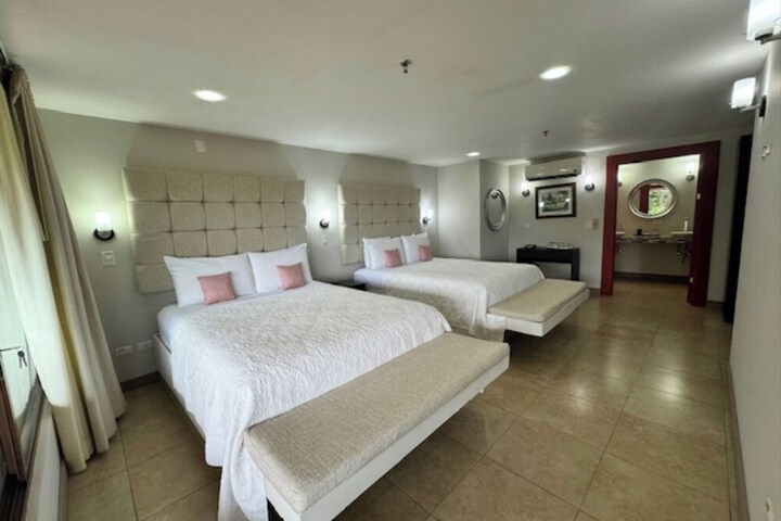 Room 14 of 55