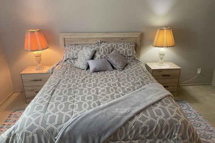 Room 2 of 32