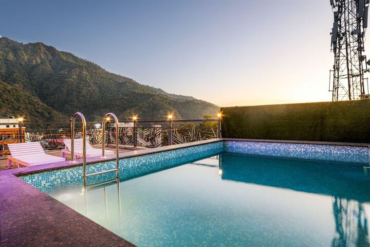 Pool 2 of 9