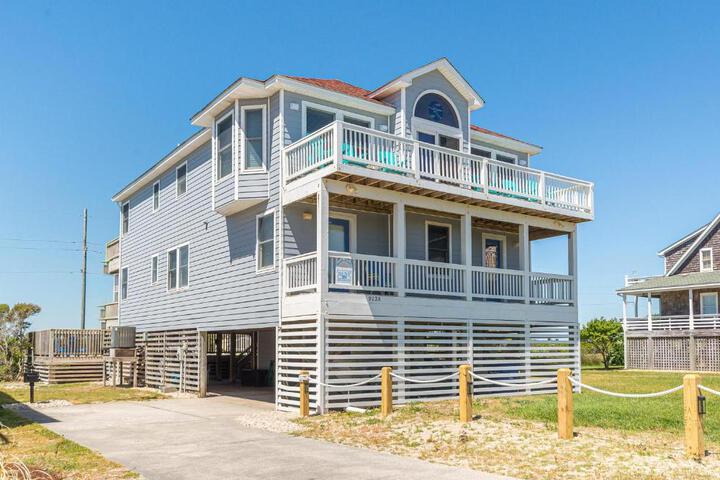Mystic Memories - S Nags Head MP 19 Ocean View, Beach 80 Yds, Pool, Hot Tub, Close to Pier in Whalebone, NC